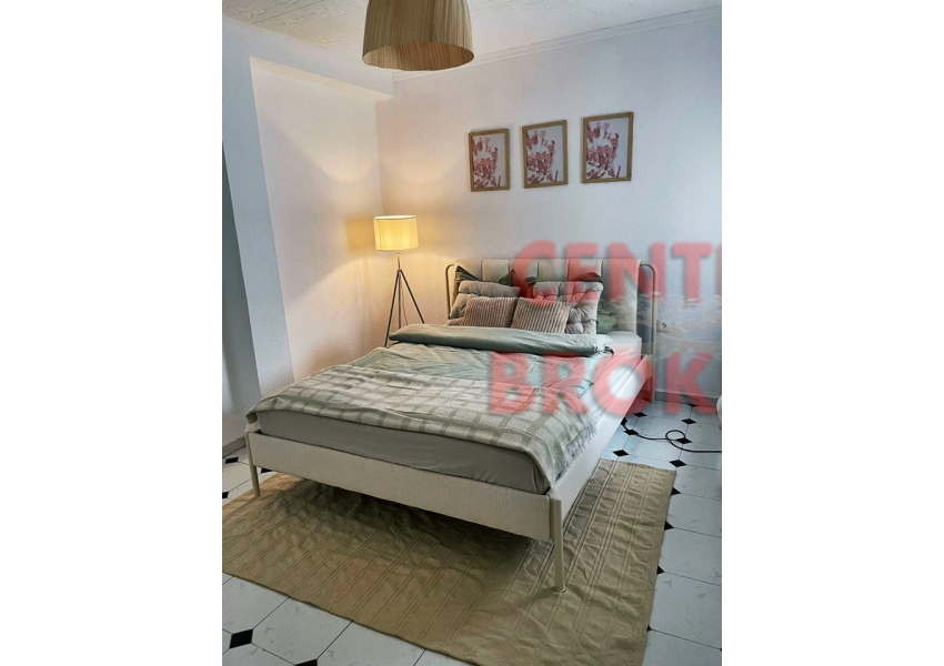 Odnowiony apartament  przy porcie Bega, w Cullera